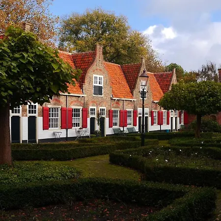 En Bos - Private Sauna Next To The Forest 木屋 *