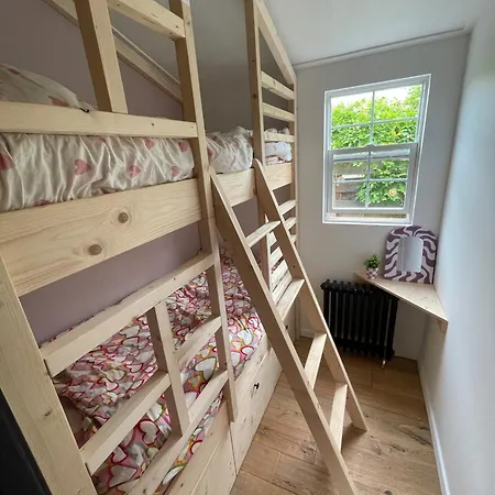 En Bos - Private Sauna Next To The Forest * 斯赫拉芬赞德